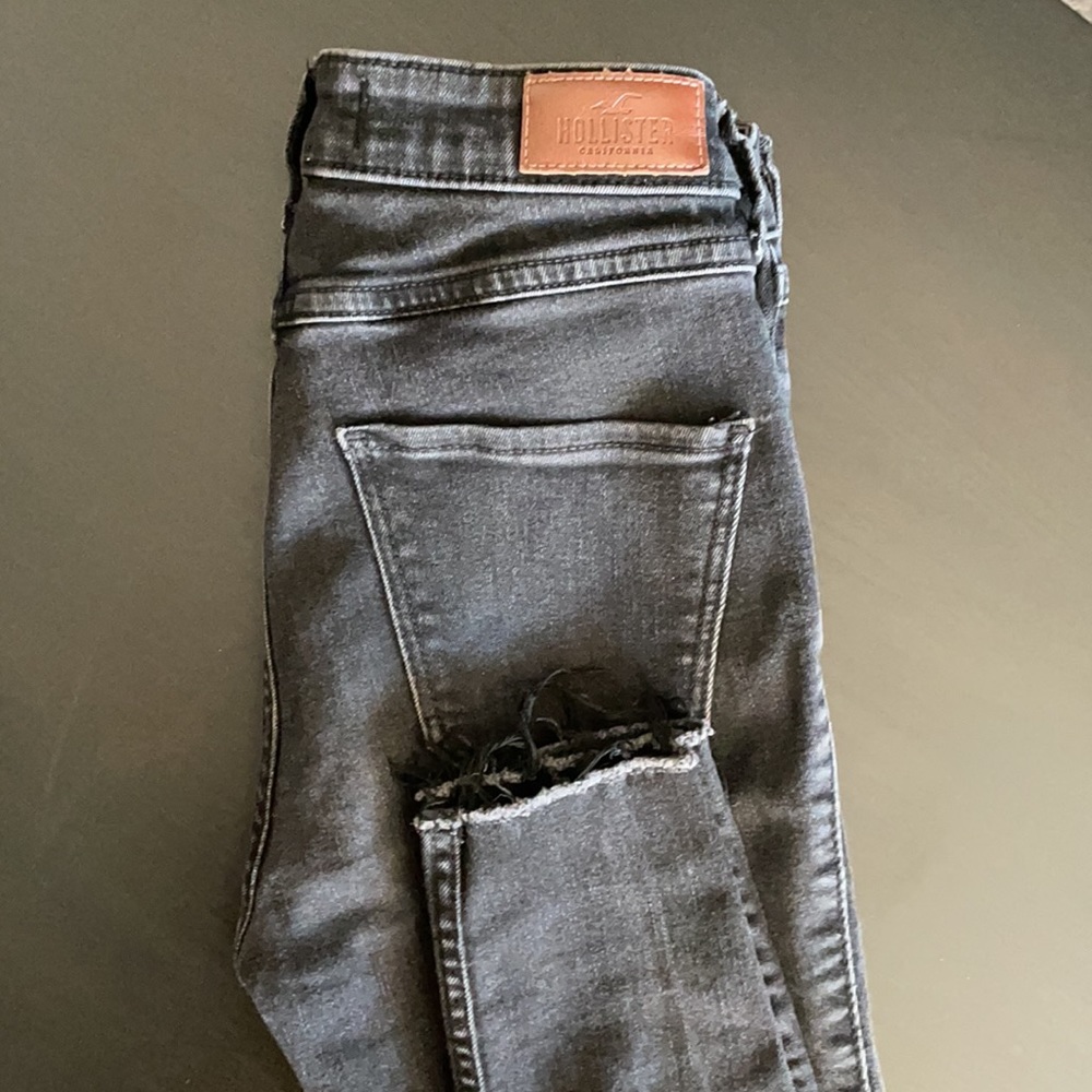 Hollister High-Rise Super Skinny Ripped Jeans